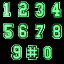 11/26/37件套夜光字母系列，26件字母鞋饰套装，趣味字母DIY鞋饰，PVC材质，适合圣诞节和生日派对礼物悬挂装饰，男女通用