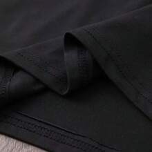 Women's Short-Sleeve Cropped T-Shirt With Panther Print - Top For All Seasons - New Arrival - màu đen - Xem 4