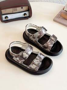 1 Pair Kids Camouflage Hook And Loop Sandals, Summer Open Toe Thick Sole Casual Fashion Children Beach Shoes - Brown - View 2