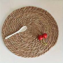 Defined Deco Woven Placemats, 1 Piece Set, 5/8 Inch Round Rattan Placemats, Natural Hand-Woven Water Hyacinth Placemats, Rustic Style Woven Placemats, Vintage Woven Willow Table Mats, Suitable For Dining Tables, Home, Weddings. Round Woven Placemats, Handmade Natural Willow Woven Placemats, Rattan Dining Table Placemats, Two Sizes Available, Suitable For Holidays, Weddings & Home Decor, Bohemian Style Natural Woven Placemats (Also Suitable For Cups/Bowls), Cattail Woven Placemats, Coasters, Bowl Mats, Bohemian Rattan Placemats, Natural Hand-Woven Western-Style Placemats, Natural Water Hyacinth Placemats, Rattan Placemats, Willow Woven Placemats, Rustic Bohemian Style Woven Outdoor Placemats, Patio Dining Table Placemats - 卡其色 - 查看 5