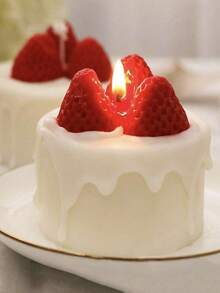 1pc Strawberry Cake Scented Candle, Creative Birthday Gift Decor, Birthday Fragrance Candle, Candle, Gift, Home Decor, Wedding, Wedding Decor, Birthday Decor, Birthday Candle, Decoration, Graduation Season - White - View 2
