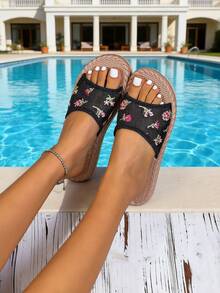 New Women's Mesh Embroidered Flat Slippers, Mesh Material With Large Floral Embroidery Design, Suitable For Beach, Vacation, Outdoor, And Home Wear - Black - View 3