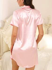 1pc Women's Casual Loose Lapel Button Front Sexy Charming Short Sleeve Elegant Dress, Satin Fabric, Straight Hem, Spring/Summer Nightgown, Matching Bestie Birthday Gift - Baby Pink - View 2