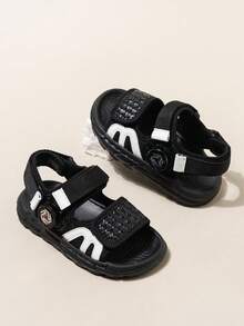 Sandales de sport d'été pour garçons, chaussures de plage pour enfants légères et respirantes à bout ouvert, fermeture ajustable à boucle et , semelle souple, convient pour le port quotidien décontracté en été - Noir - Voir 1