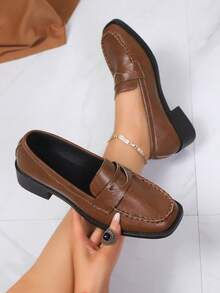 Mocassins marron rétro de style britannique pour femmes, chaussures plates avec semelles épaisses, chaussures Oxford décontractées, convenant aux bureaux, campus et occasions formelles, chaussures à lacets classiques pour le printemps et l'automne. - Tabac - Voir 12