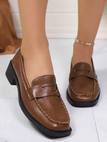 Mocassins marron rétro de style britannique pour femmes, chaussures plates avec semelles épaisses, chaussures Oxford décontractées, convenant aux bureaux, campus et occasions formelles, chaussures à lacets classiques pour le printemps et l'automne. - Tabac - Voir 3