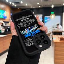 Funda para teléfono con el icónico diseño del Nissan Skyline R34, un deportivo. Esta elegante funda luce el legendario Nissan Skyline R34 con bocetos detallados y colores vibrantes. Compatible con  17,  16 Pro Max,  15 Pro Max,  13 y  12. Fabricada en TPU resistente, ofrece una excelente protección contra golpes y caídas. Un regalo perfecto para amantes de los coches, amigos, familiares, cumpleaños, Navidad u ocasiones especiales. Mantén tu teléfono protegido mientras celebras la historia del automóvil. - Negro - Ver 6