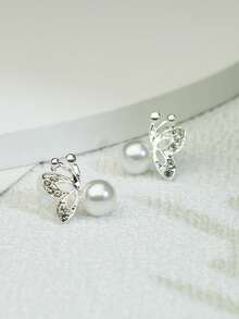 一套女士首饰套装，共3件，包括项链和耳环，仿珍珠蝴蝶造型，镶嵌仿钻，简约优雅可爱浪漫风格，适合派对、节日、庆典、日常佩戴，是完美的生日礼物。 - 白色 - 查看 8