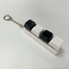 1pc 4-In-1 Keyboard Shaped Stress Relief Keychain, With Portable Clip, Cute & Soothing Small Pendant, Can Be Hung On Keys/Bags - Multicolor - View 10