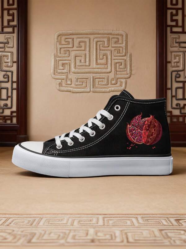 两双装黑白2D石榴刺绣女士休闲运动鞋，创意透气舒适，百搭日常穿着