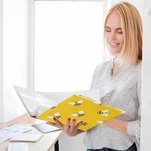 Carpeta de 3 anillos impresa de 1.5 pulgadas, carpeta de anillos en D con bolsillos, carpetas decorativas para la escuela universitaria u oficina, lindas abejas de dibujos animados blanco y amarillo - talla únicax1 - Ver 4