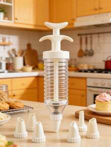 1Set 18cm Easy-To-Use Detachable Reusable Multi-Function Plastic Cake Decorating Gun & Cupcake Piping Kit (With 8 Decorative Nozzles) - Baking Accessory Set, Frosting Piping Tool, Cookie Press Tool, Cupcake Decorating Supplies, DIY Baking Kit, Ideal For Home Baking, Birthday Party Dessert Decor