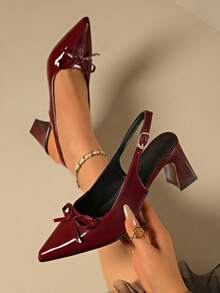 صندل كعب عالي أنيق بلون أحادي وفيونكة، مناسب للتنقل والنادي الليلي والحفلات والزفاف والخارج، كعب سميك، حزام جلدي، باللون البرغندي والأسود والأحمر، كعب عالي أنيق يتناسب مع الفساتين - عنابي اللون - مشاهدة 3