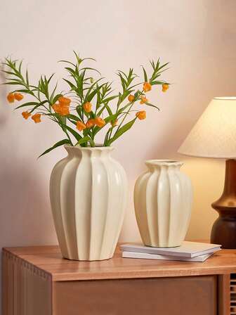 1pc Vintage Style Embossed Ceramic Vase, Round Floral Rose Pattern, Desktop Planter, Living Room Bedroom Office Outdoor Wedding Table Centerpiece Flower Vase, Mother's Day Gift