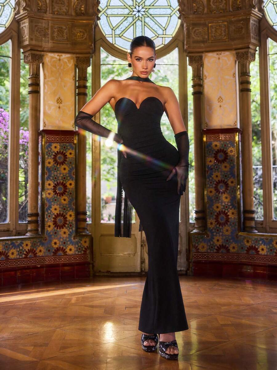 Faeriesty 露背心形领口连衣裙，内置胸罩，垂褶腰身，修身剪裁，适合晚宴、派对、婚礼、红毯活动等场合。