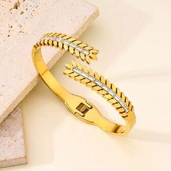 1 PIEZA Elegante brazalete de acero inoxidable chapado en oro de 18K con forma de hoja inspirado en la naturaleza, con incrustaciones lineales de rhinestone, diseño de brazalete con bisagra para mujer. Joyería de lujo moderna para uso diario, fiesta, boda, aniversario y regalo festivo