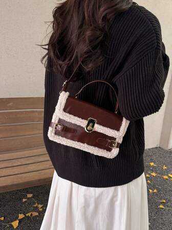 תיק קטן יוקרתי לנשים 2026 תיק קיץ חדש אופנה Crossbody של סלבריטאים באינטרנט פופולרי תיק יד מרובע קטן רב-תכליתי