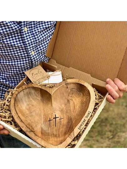 1pc Handmade Wooden Heart-Shaped Prayer Bowl, Carved With Cross And "Prayer Bowl" Text, Home Decor For Living Room, Prayer Room, Dining Table, Thanksgiving Prayer Item, Best Gift, Birthday Plate, Kitchen Accessory, Kitchen Decor Tray, Fruit Tray, Graduation Tray Decor