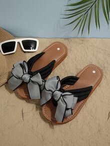 Summer New Rhinestone Thong Sandals Flat Flip Flops Casual Beach Slippers For Women, Black Versatile Style, Lightweight & Soft With Rhinestone Leaf Decor - Black - View 9