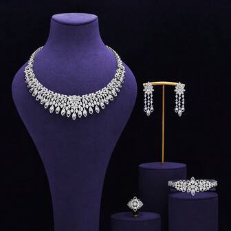 新款尼日利亚迪拜女士珠宝套装，镶嵌锆石，四件套，包含项链、耳环、手链和戒指，适合婚礼和新娘佩戴。