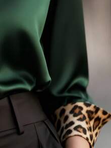 女士长袖豹纹拼接纽扣优雅衬衫（春季款） - 綠色 - 查看 3