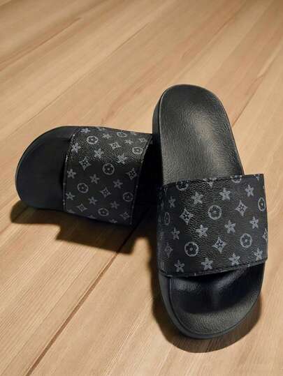 Pantuflas para hombres, pantuflas de estilo coreano de moda, uso exterior personalizado, chanclas casuales romanas de suela blanda para la playa, zapatos de playa, sandalias, pantuflas de interior