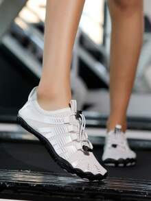 男女通用水鞋，轻便防滑，女士夏季户外鞋，速干水鞋，适合沙滩、徒步、钓鱼、游泳、冲浪、划船、海滩度假、露营、派对等场合。 - 白銀色 - 查看 9