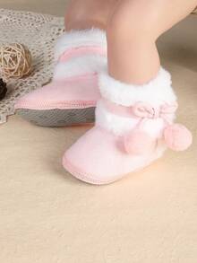 冬季新款婴儿鞋，公主软底靴，适合3-6-9个月、0-1岁女婴，附赠厚袜子