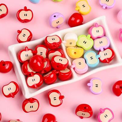 10颗16*18mm亚克力3D红色苹果形珠子，色彩鲜艳，设计可爱，适合制作手链、项链、发带、DIY耳环、手机挂绳、钥匙扣和其他配饰，是绝佳的礼品。