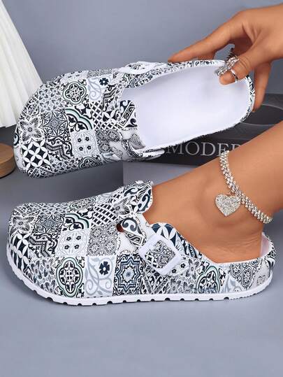 Lätta EVA-sandaler för kvinnor - Halkfria sommarkoftofflor med stängd tå, justerbart spänne, mjuk sula, grepp i alla terränger, lämpliga för arbete, strand, trädgård och mer - Casual rund tåskor (bekväma hela säsongen)