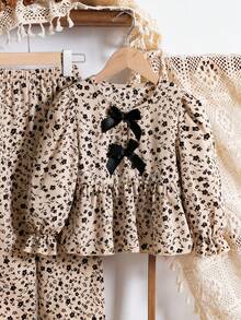 女童雪纺印花两件套，圆领长袖蝴蝶结腰部荷叶边下摆上衣和阔腿裤 - 杏色 - 查看 6