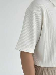 GRDR Minimalist Solid Color Short Sleeve Zip-Up Polo Shirt, Casual Men's Top - White - View 3