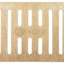 XISH NDS 241-1 Spee-D® - Rejilla de Drenaje de Canal plástico 4-1/8 Pulgadas de Ancho x 2 pies de Largo para calzadas Patios Cubiertas de Piscina y áreas comerciales Gris - Arena - Ver 1