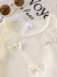 2pcs Baby Girl Bohemian Style Bowknot Tassel Trim Sleeveless Top And Bowknot Tassel Trim Elastic Waist Denim Shorts Set - Apricot - View 4