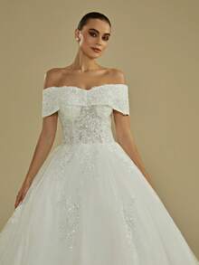 优雅浪漫露肩闪亮婚纱，饰有串珠贴花，系带露背设计 - 米色 - 查看 4