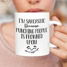Koralgraph Ich bin sarkastisch, weil es verpönt ist, Leute zu schlagen! Bedruckter Tee-Kaffee-Keramikbecher - Lustiger bedruckter Kaffeebecher - Tolle Geschenkidee MG4677
