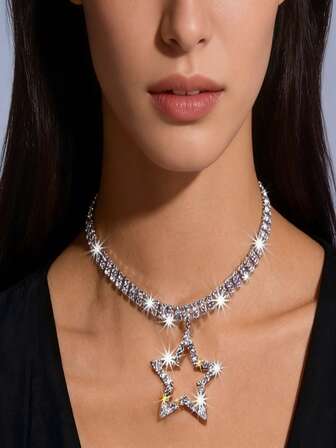 Glittrande silverhalsband med stjärnkristall, glänsande smycken i discostil för kvinnor