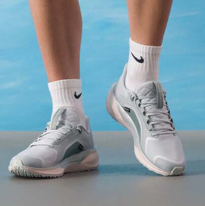 Nike Men's Pegasus 41 GTX Running Shoes - Breathable And Water-Repellent