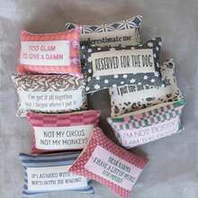 Creative Co-Op Almohada Bordada de Terciopelo de algodón con patrón de Lunares Dear Karma., Rojo, Verde, Rosa Intenso/Rosa(Beige, negro y natural) - Multicolor - Ver 9