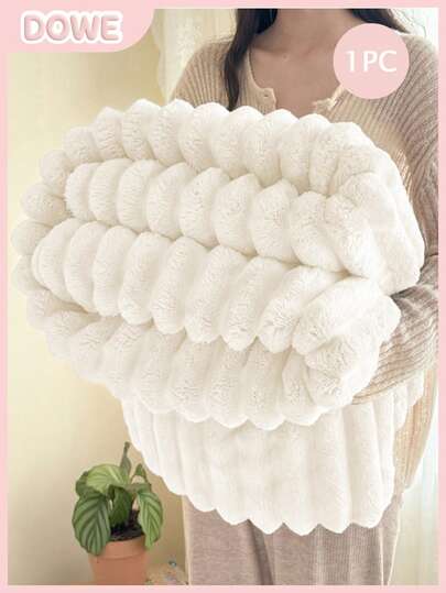 1pc Luxury Reversible Faux Fur Blanket - Soft Striped Flannel, Warm & Cozy, Suitable For Napping, Office, Camping, Sofa - Multipurpose Polyester Bedspread, Perfect Christmas Gift