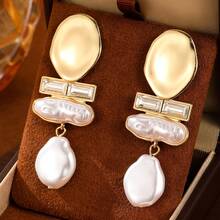 1对女士时尚珍珠耳环，巴洛克珍珠镶嵌优雅耳环，女士最佳礼物之选 - 白色 - 查看 4