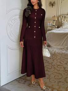 Đầm nữ Unadoll cổ tròn tay ngắn, có túi giả và cúc trang trí, chất liệu vải thanh lịch, thích hợp cho các buổi hẹn hò, sinh nhật, tiệc tùng, đi chơi, du lịch và ngày Valentine mùa hè. - Màu Đỏ Sâu - Xem 9