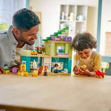 Bộ đồ chơi lắp ráp LEGO DUPLO Town 3 trong 1 Ngôi nhà gia đình hiện đại kèm các nhân vật - Bộ đồ chơi giáo dục cho bé trai và bé gái từ 2 tuổi trở lên - Đồ chơi phát triển kỹ năng vận động tinh cho trẻ mẫu giáo - Quà tặng sinh nhật - 10470 - 10470 - Xem 6