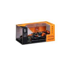 Burago 1:43 Scale F1 McLaren F1 MCL39 2025 #4 Lando Norris With Base And Display Case - #4 MCL39 W/Helmet - View 7
