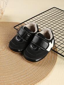 1 Pair Boys' Solid Color PU Hook And Loop Design Flat Casual Versatile Toddler Sports Shoes, Suitable For Spring - Black - View 4