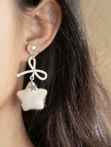 1 Đôi bông tai mặt dây chuyền hình ngôi sao bằng vải nhung mềm mại, dễ thương và tinh tế, phụ kiện dành cho nữ. - trắng - Xem 3