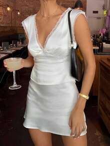 Women's New Spring/Summer White Satin Lace Patchwork V-Neck Camisole Top - White - View 2