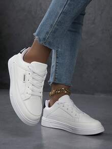 女士休闲运动鞋，时尚街头风白色鞋，轻便滑板鞋 - 白色 - 查看 4