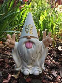 1pc Resin Crafted Garden Gnome Statue, GlitZGlam Rocker Gnome "George" Peace And Love - Brings Love To All And Your Fairy Garden - Multicolor - View 4