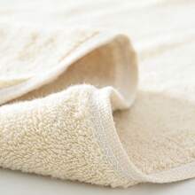 4条装550克毛巾套装，吸水性强，速干面巾，超级柔软亲肤，适用于家庭、浴室、酒店，理想的浴室和酒店用品。 - 彩色 - 查看 6